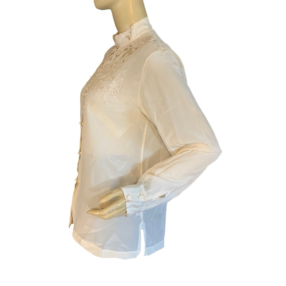 VINTAGE DA FU GUI CREAM SILK HAND-EMBROIDERED BUTTON DOWN BLOUSE (36/M) - Picture 4 of 15